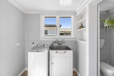 Photo of property in 67 Coopers Road, Dallington, Christchurch, 8061