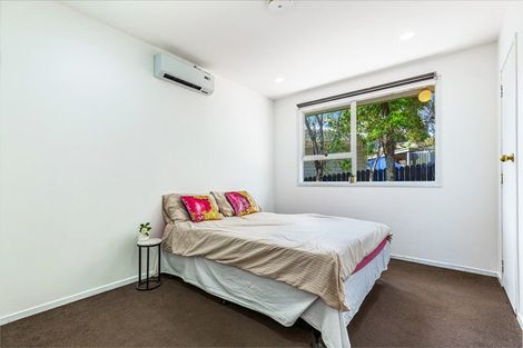 Photo of property in 42 Brunner Road, Glen Eden, Auckland, 0602