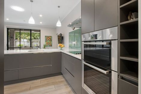 Photo of property in 70 Margaret Drive, Omokoroa, 3114