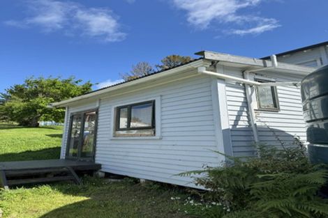 Photo of property in 43 The Pines Road, Paparoa, 0571