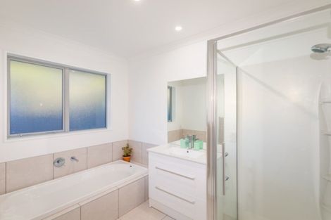 Photo of property in 16 Flaxgrove Place, Parklands, Christchurch, 8083