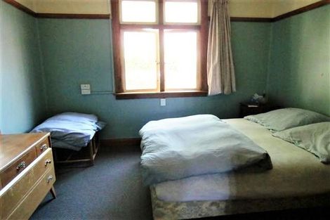 Photo of property in 6 Young Street, New Plymouth, 4310