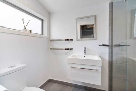 Photo of property in 30a Beckenham Avenue, Royal Oak, Auckland, 1023