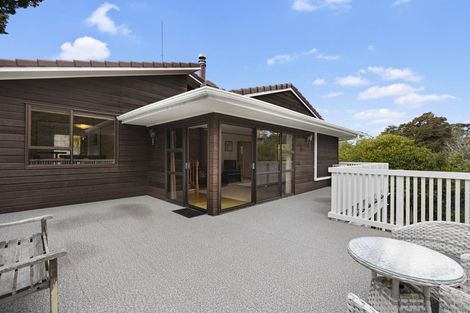 Photo of property in 93a Beach Road, Mellons Bay, Auckland, 2014