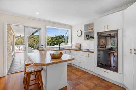 Photo of property in 27 Rawhiti Road, Pukerua Bay, Porirua, 5026