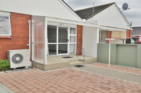 Photo of property in 20e Oxford Street, South Dunedin, Dunedin, 9012
