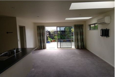 Photo of property in 120a Lincoln Road, Addington, Christchurch, 8024
