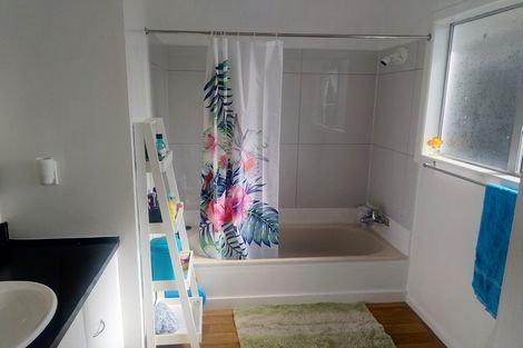 Photo of property in 49 Stevenson Road, Clarks Beach, 2122