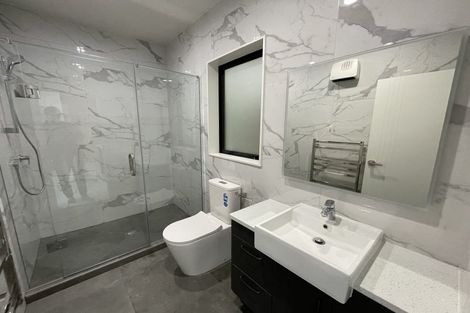 Photo of property in 1 Tannaghmore Drive, Flat Bush, Auckland, 2019