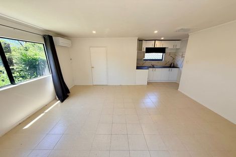 Photo of property in 7 Benchmark Drive, Massey, Auckland, 0614