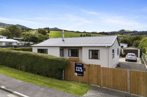 Photo of property in 56 Hall Road, Sawyers Bay, Port Chalmers, 9023