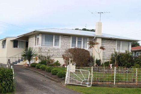 Photo of property in 12 Sutton Avenue, Mangere East, Auckland, 2024