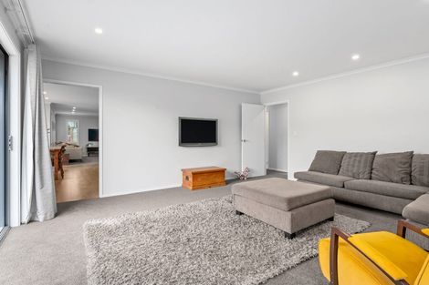 Photo of property in 5 Glaisdale Crescent, Flagstaff, Hamilton, 3210