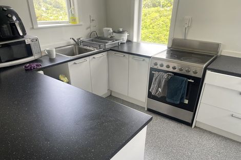 Photo of property in 22 Saint Michaels Crescent, Kelburn, Wellington, 6012