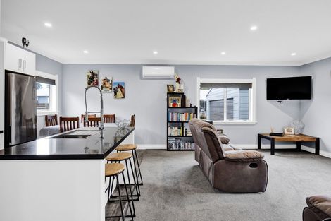 Photo of property in 4 Manatu Lane, Inglewood, 4330