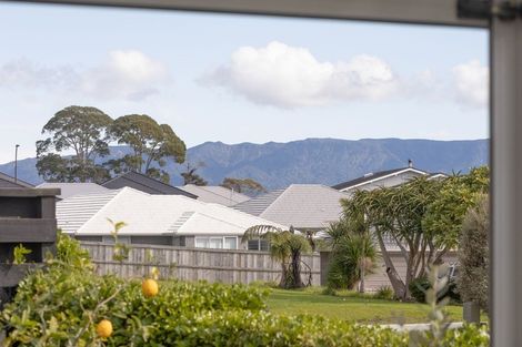 Photo of property in 20 Vista Close, Omokoroa, 3114