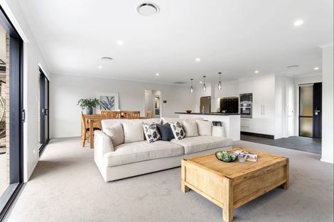 Photo of property in 19 Hayward Place, Ohauiti, Tauranga, 3112