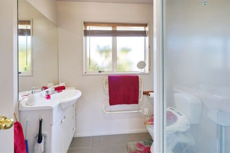 Photo of property in 34 Shenley Drive, Belfast, Christchurch, 8051