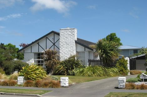 Photo of property in 7 Ansonby Street, Russley, Christchurch, 8042