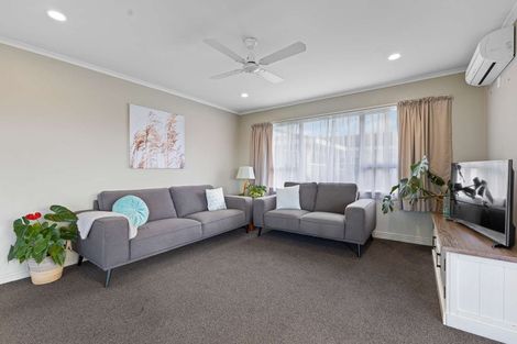 Photo of property in 7b Miro Street, Inglewood, 4330