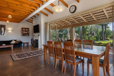 Photo of property in 2213 Whananaki North Road, Whananaki, Hikurangi, 0181