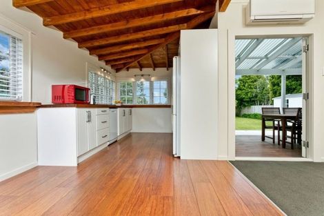 Photo of property in 16 Waitoki Road, Waitoki, Kaukapakapa, 0871