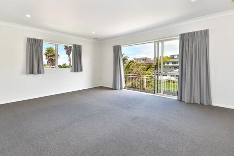 Photo of property in 11 Ambassador Glade, Orewa, 0931