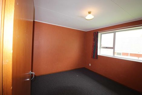 Photo of property in 15 Argyle Street, Kew, Invercargill, 9812