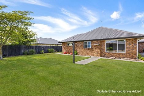 Photo of property in 7 Goldie Place, Rolleston, 7614