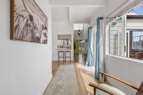 Photo of property in 18 Antonia Place, Bell Block, New Plymouth, 4312