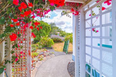 Photo of property in 3 Gonville Avenue, Gonville, Whanganui, 4501