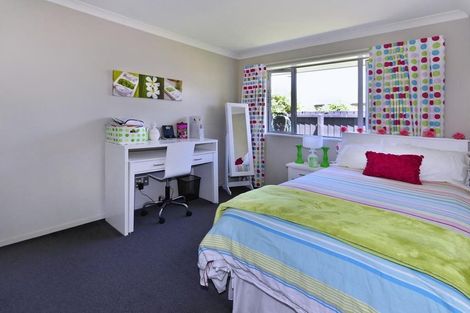 Photo of property in 10h Sefton Street, Belfast, Christchurch, 8051