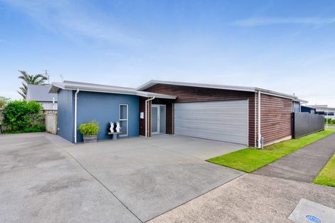 Photo of property in 2 Northpoint Way, Bell Block, New Plymouth, 4312