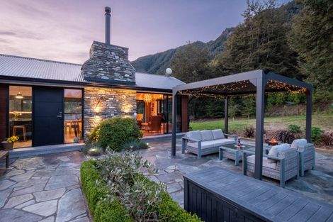 Photo of property in 1144 Glenorchy-queenstown, Mount Creighton, Queenstown, 9371