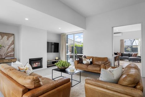 Photo of property in 19 Prebblewood Drive, Prebbleton, 7604