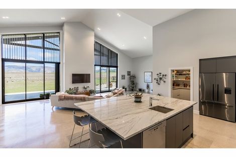 Photo of property in 211 Mcarthur Road, Springvale, Alexandra, 9391