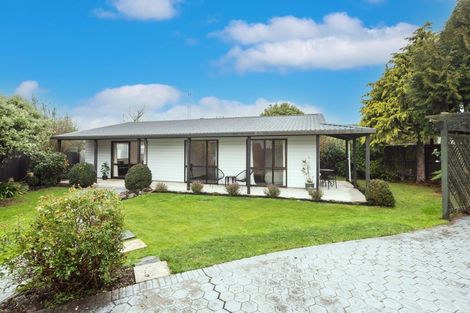 Photo of property in 2/48 Mcfaddens Road, St Albans, Christchurch, 8052