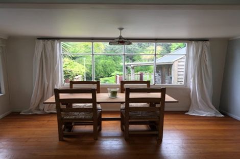 Photo of property in 28 Coote Road, Bluff Hill, Napier, 4110