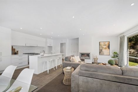 Photo of property in 22b Harrys Close, Arthurs Point, Queenstown, 9371