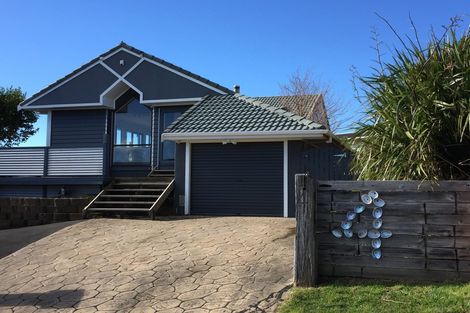 Photo of property in 4 Outram Grove, Kelson, Lower Hutt, 5010
