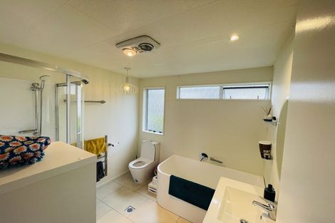 Photo of property in 6 Kekerenga Street, Strathmore Park, Wellington, 6022