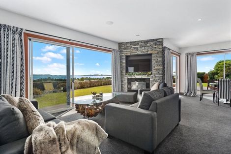 Photo of property in 17 Haden Place, Omokoroa, 3114