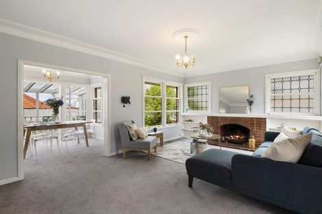 Photo of property in 31 Norwood Road, Bayswater, Auckland, 0622