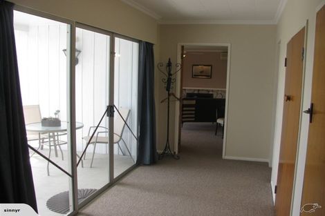 Photo of property in 20 Edwards Place, Terrace End, Palmerston North, 4410