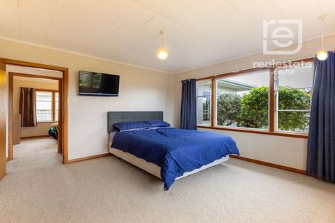 Photo of property in 11 Aberdeen Avenue, Takaro, Palmerston North, 4412