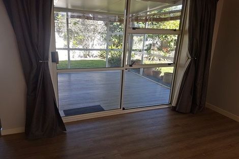 Photo of property in 712b Pioneer Highway, Takaro, Palmerston North, 4412
