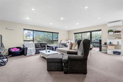 Photo of property in 57 George Crescent, Buckland, Pukekohe, 2677