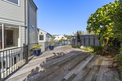 Photo of property in 7b Peter Terrace, Castor Bay, Auckland, 0620