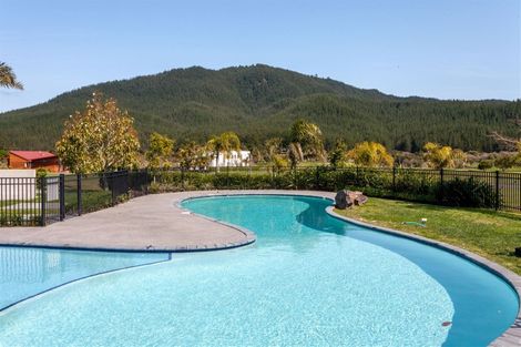 Photo of property in 68 Pinehurst Drive, Pauanui, Hikuai, 3579