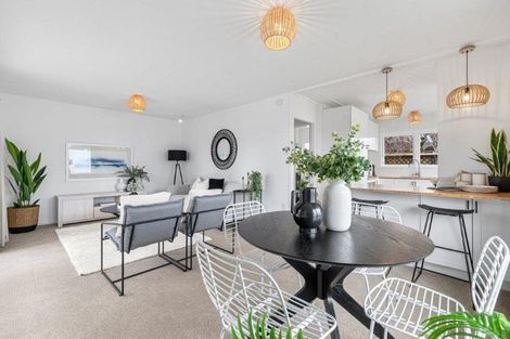 Photo of property in 394a Devonport Road, Tauranga South, Tauranga, 3112